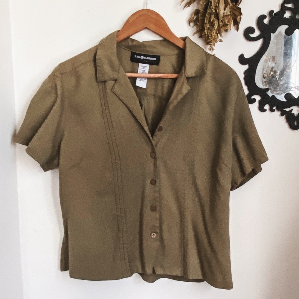 cropped short sleeve button up